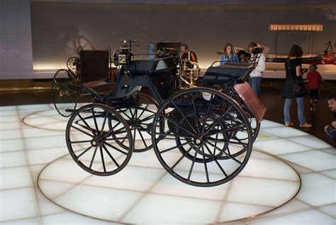 Daimler Motorkutsche 1886 Lside Mbmuse 9june2013 14796978610