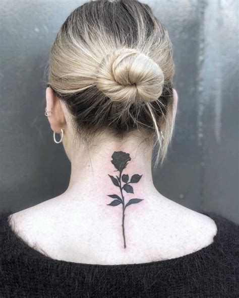 Https://techalive.net/tattoo/black Rose Back Tattoo Designs