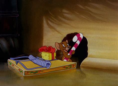 Do you like this video? Tom & Jerry Pictures: "The Night Before Christmas"