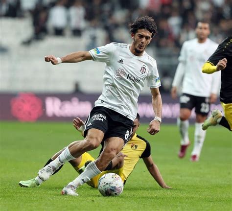 Beşiktaş hazırlık maçında farklı kazandı