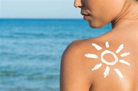 7 Sunscreen Myths You Need To Stop Believing In To Help You Use Them