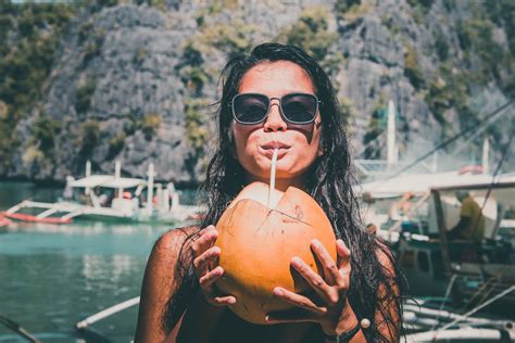 how to keep your solo travel vacation glow when back from a trip