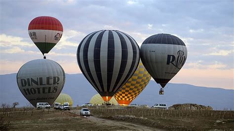 Hot Air Balloons Boost Tourism In Turkeys Cappadocia
