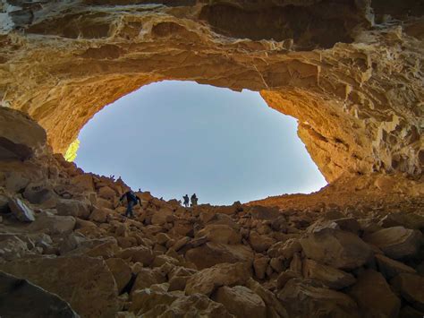 Explorez La Grotte De Heet Province De Riyad In Riyad Bienvenue En