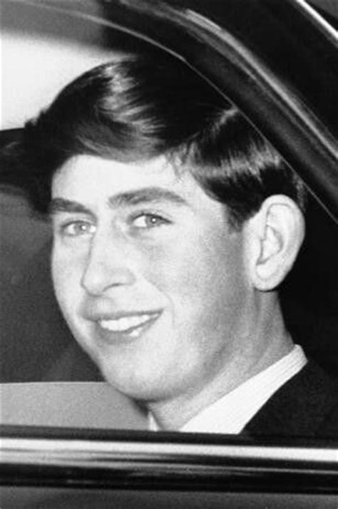 A young prince charles bares a striking resemblance to his children william and harry. A young prince Charles | Royalty | Pinterest