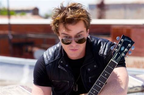 Selfie expert & speedy operational. Former Sick Puppies Singer Shimon Moore To Release 'Shim ...