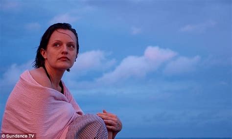Elisabeth Moss Has Percent Approval Over Nude Scenes Daily Mail