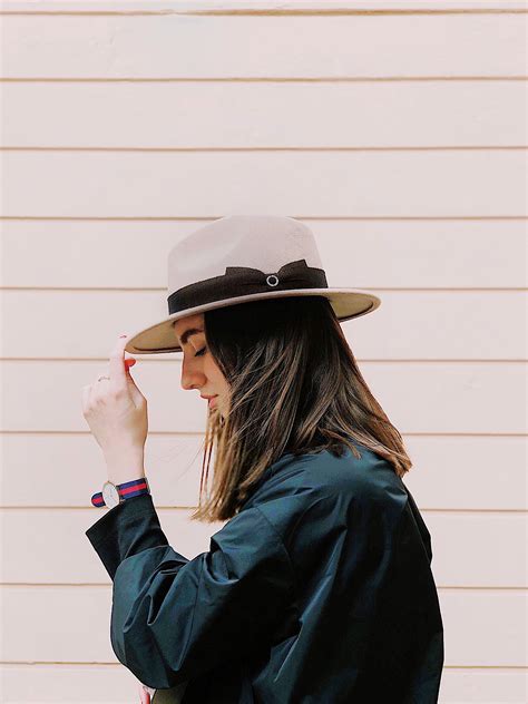 Transform Your Wardrobe | Mada App