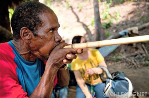 This video depicts living conditions of the temiar tribe of orang asli in kelantan and perak. Taman Negara: Visiting Orang Asli, the "Original People ...