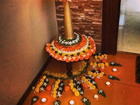 Athapookalam or onam pookalam is typically made by girls and women by laying out a pookalam design on the floor. 10 Trending Pookalam Designs For Onam | Pookalam design ...