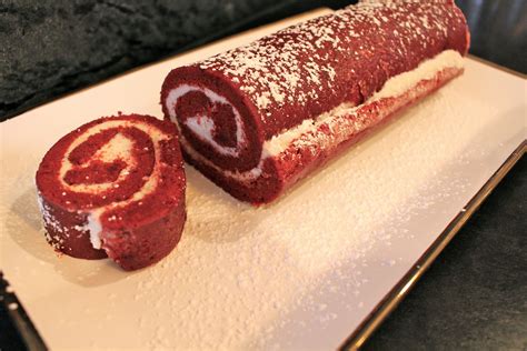Red Velvet Cake Roll | Cake roll, Red velvet cake roll, Cake roll recipes