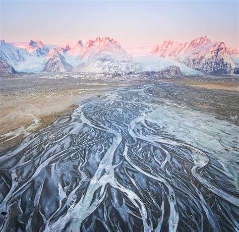 Glacier Rivers Winter Lights Photo Tour With Tom Archer And Wahyu
