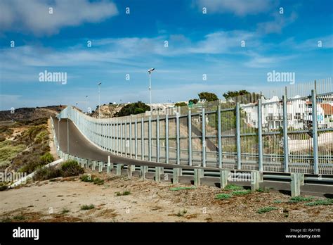 United States Border Wall With Mexico In California Stock Photo Alamy
