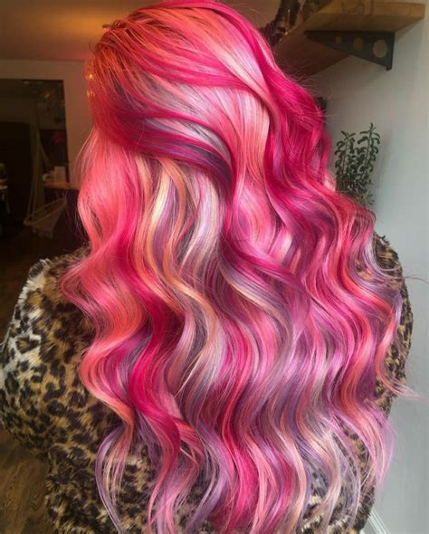 Image In Hair🌹💯 Collection By Linda On We Heart It Hair Color Pink