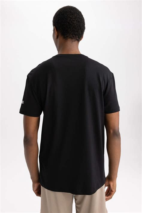 Black Man Defacto Fit Standard Fit Crew Neck Printed T Shirt