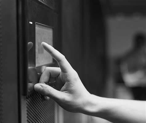 Security Solutions for the Pharmacy Sector - INsig2