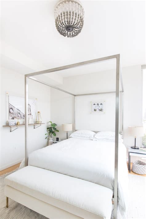 Put a canopy bed in a room and you're one step ahead of the design game. 12 Gorgeous Canopy Beds Under $1000!