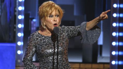 Bette Midler Apologizes For Calling Women The N Word Of The World