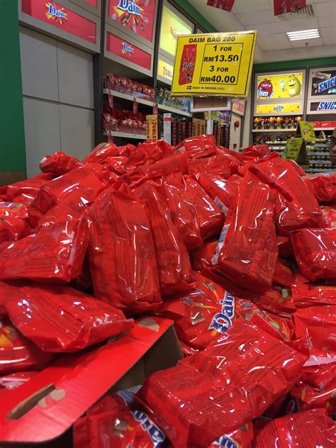 Coklat daim adalah coklat yang dicari apabila ke langkawi. Bercuti Di Langkawi - Pagi Kedua Di HIG, Coklat dan ...