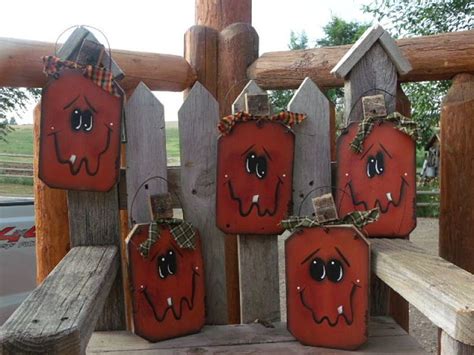 Barn Wood Fence Pumpkin Halloween Decoration Spooky
