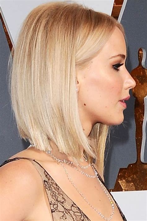 Check a full gallery of chic layered bob styles with all the modern twists you can imagine and choose a flattering haircut to rock this season. Top Bob Haircuts For Fine Hair To Give Your Hair Some Oomph!