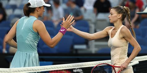 Australian Open Eliminata Camila Giorgi Passa Swiatek