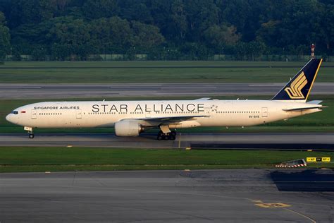 Singapore Airlines Boeing 777 300 9v Sye Star Allian Flickr