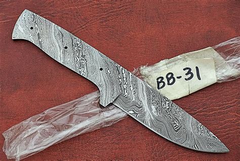 9 Sstraight Back Damascus Steel Blank Blade Skinning Knife With 4