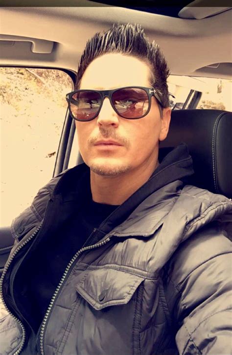 Pin by Crystal Hall on Zak Bagans | Zak ghost adventures, Ghost