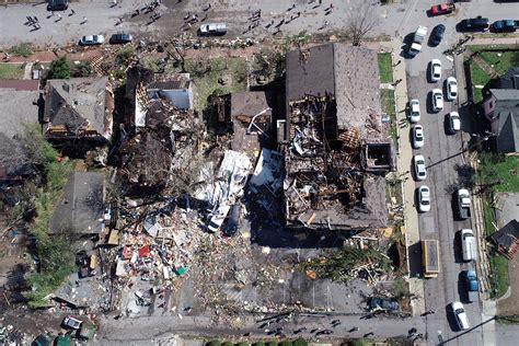 Tornadoes Kill 25 In Tennessee Shredding Buildings In Nashville Area