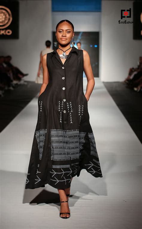 Rako Pasefika By Letila Mitchel Fiji Fashion Week