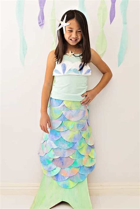 Make A Splash This Halloween With A Diy Mermaid Costume Mermaid