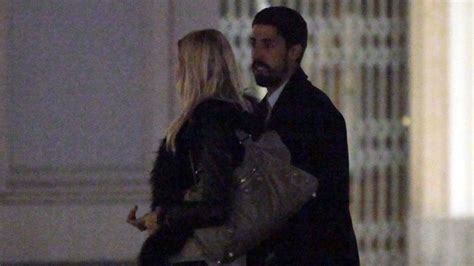 Sami khedira mit lecker, freundin lena gercke wen datet sami khedira in 2021? Verdächtige Fotos! Ist das Sami Khediras neue ...