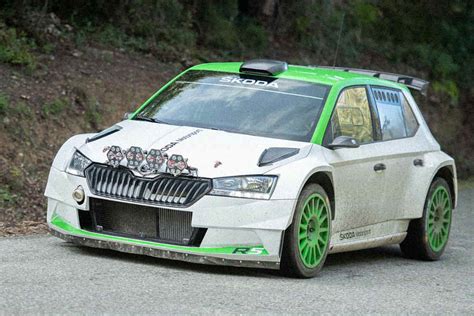 Centrum současného umění dox v praze poslouží jako velkolepá kulisa pro čistě digitální světovou premiéru. Novo Skoda Fabia R5 está a chegar - AutoSport