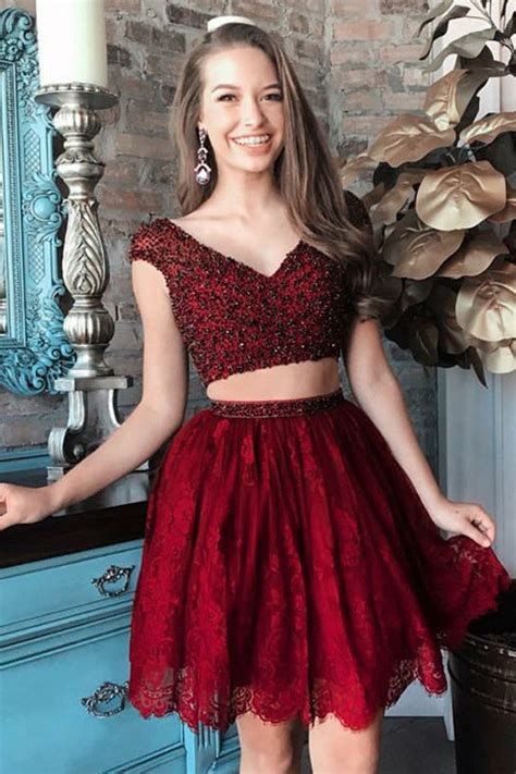 Two Pieces Burgundy Beaded Lace Homecoming Dressesshort Prom Dresses