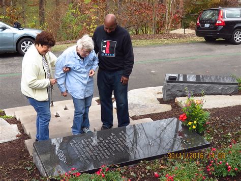 Muhammad Ali Grave Cave Hill Cemetery Louisville Kentucky Flickr