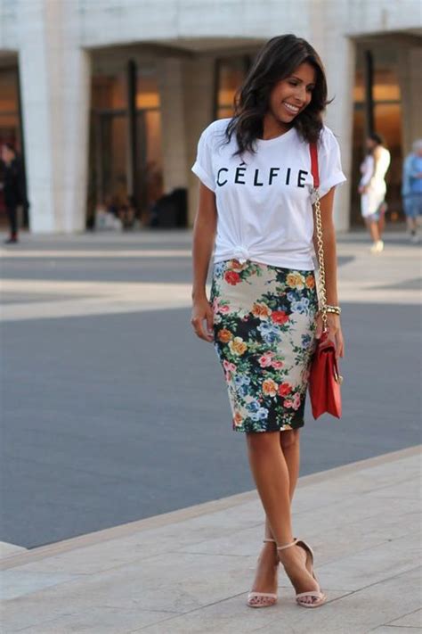 How To Dress Up Your Favorite Graphic T Shirt Tshirt Outfits Floral