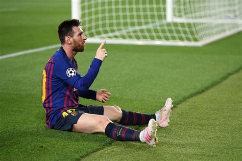 5 Iconic Lionel Messi Goal Celebrations For Barcelona