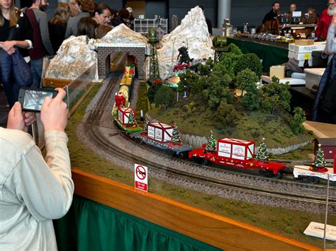 Science Museum Back On Track With 45th Annual Model Railroad Show In