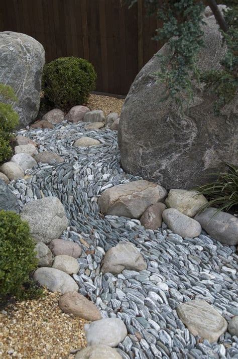 31 Amazing Dry River Bed Landscaping Ideas You Will Love 2020 A Nest