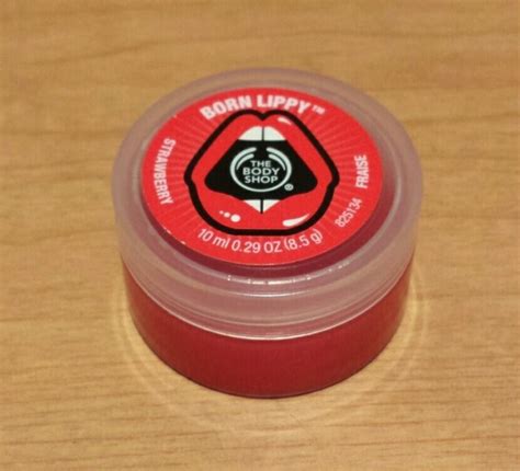 Strawberry seed oil will leave you feeling softer and hydrated! The Body Shop Strawberry Born Lippy Pot Lip Balm Review