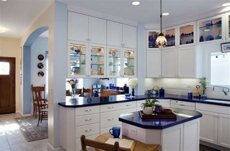 Accent lighting complements sleek cabinetry. 50 modern kitchen design ideas - contemporary and classic ...