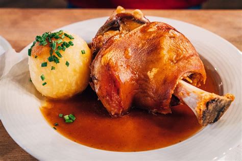 10 Must Have Bavarian Dishes For Oktoberfest