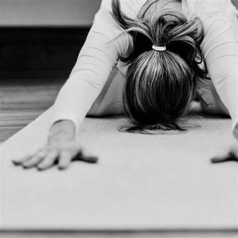 Mindfulness Yoga Pose Essentials Hum