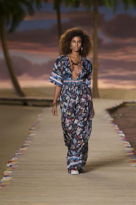Tommy Hilfiger Spring 2016 Runway Show Caribbean Themed Clothing