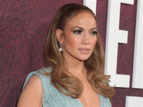 Jennifer Lopez Proves Shes The Queen Of Plunging Necklines With These