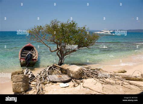 Lime Cay Port Royal Jamaica Stock Photo Alamy