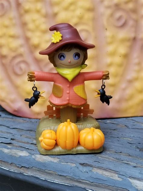 Solar Dancer Scarecrow With Crows And Pumpkins 🎃 Dancing Toys Fun