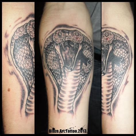 The sign of the snake in most cultures symbolizes masculinity, thus the reason one does not often think of this design as one that would appeal to the female population. King cobra tattoo by Blaze Art | King cobra tattoo, Cobra ...