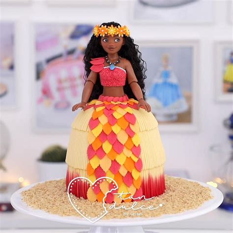 Disney Princess Moana Doll Cake Tutorial Tan Dulce [video] In 2021 Princess Doll Cake